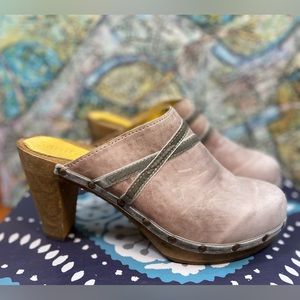 Sanita High Heeled Clogs Size 38, 7       ((🥰 Super Cute)) Dusty Pink